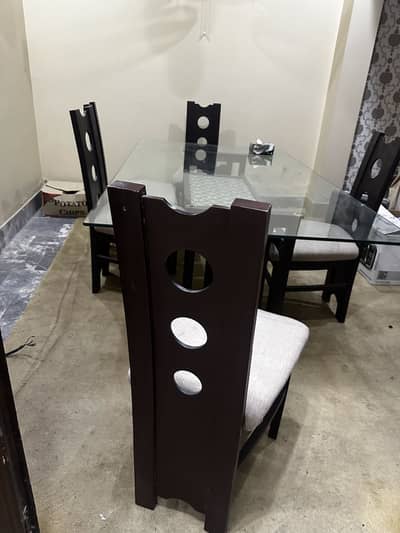 8 Chair Dinning set