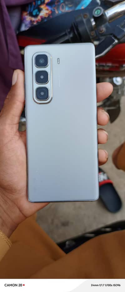 Infinix HOT 50 Pro+