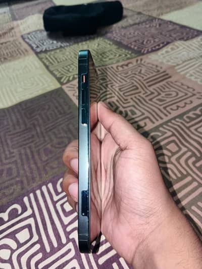Apple iPhone 12 Pro