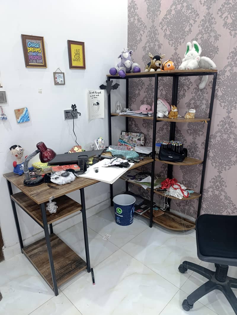 study table 0