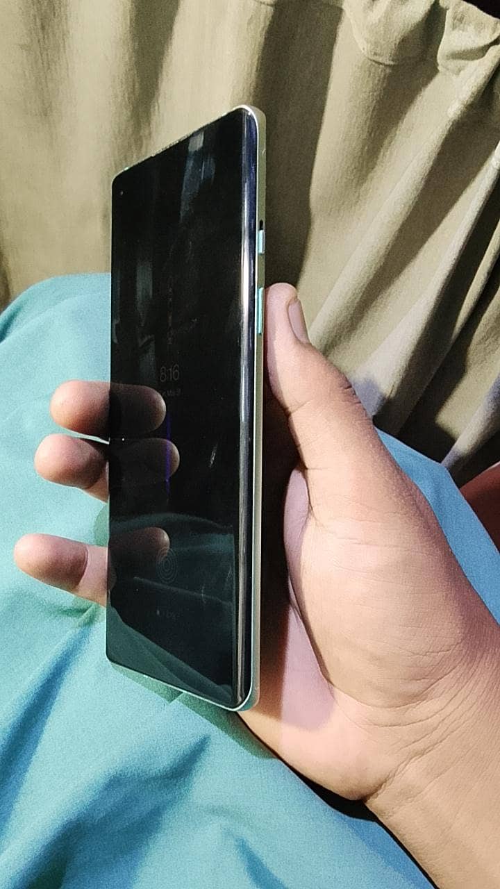 One Plus 8 4