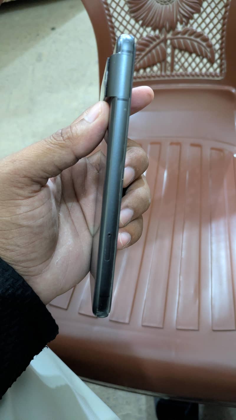 Google Pixel 8 3