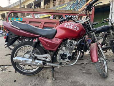 Ravi piaggio storm 125