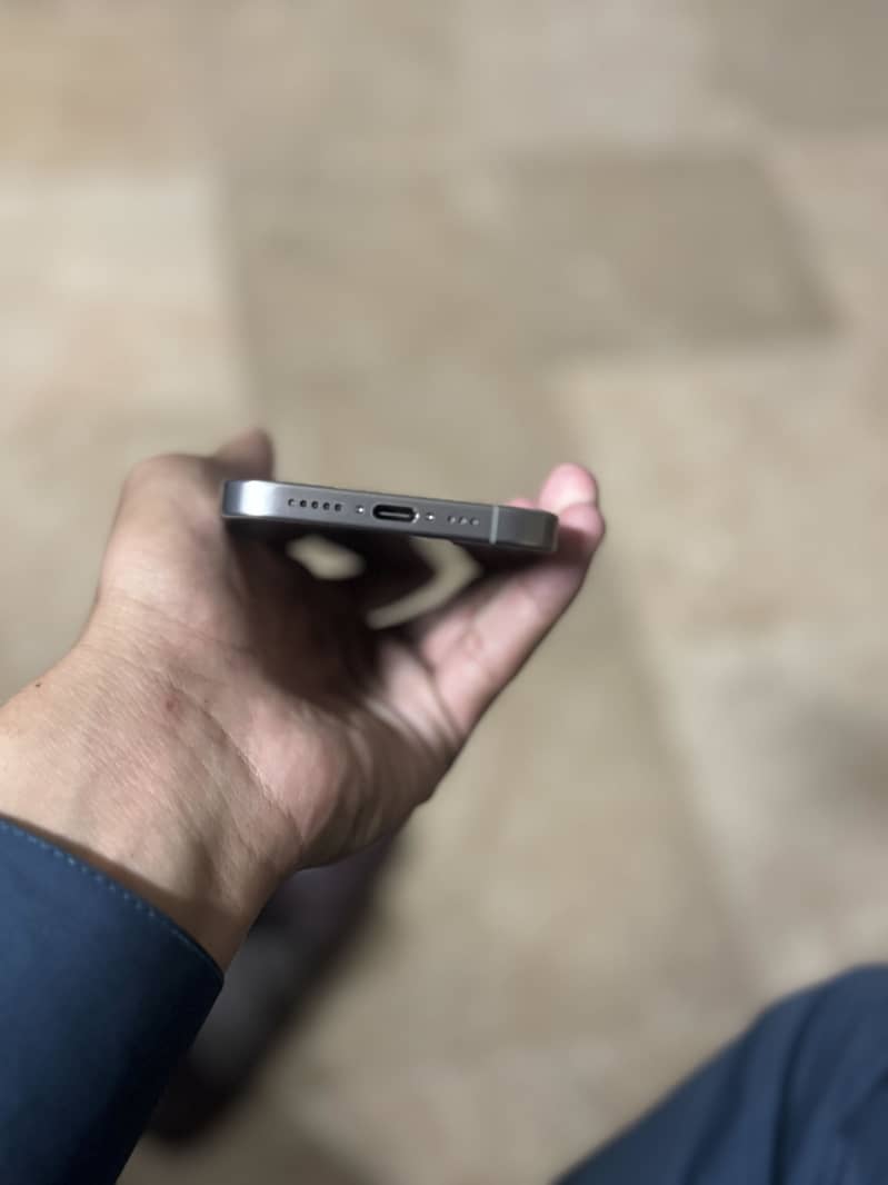 Iphone 15 pro 2