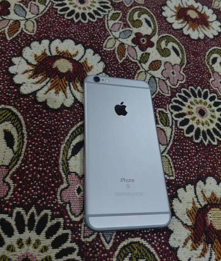 Apple iPhone 6S Plus 1