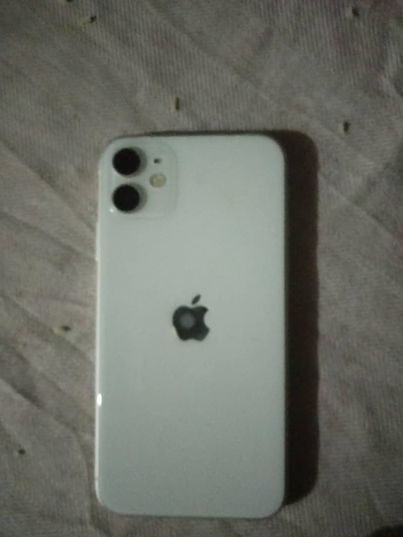 Apple iPhone 11 0