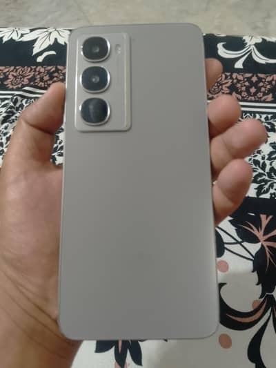 Itel City 100