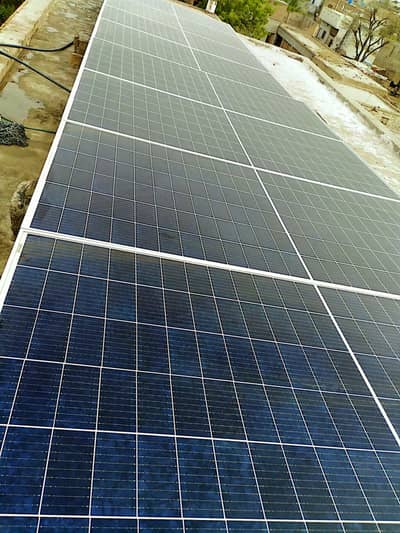 4canadian 415watt and 4trinasolar 345 watt