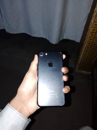 Apple iPhone 7