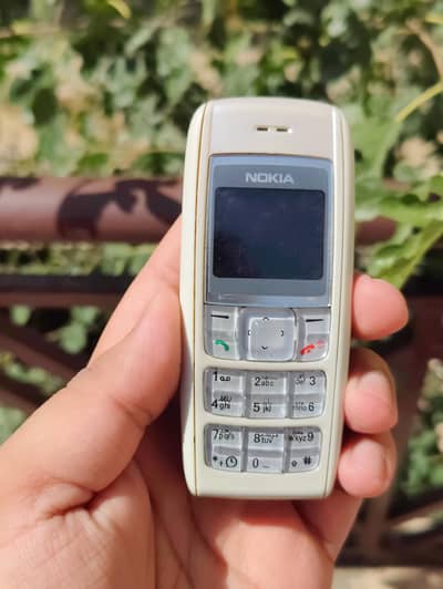 Nokia 1600 Color Display Antique Vintage 10/10 Condition PTA Approved
