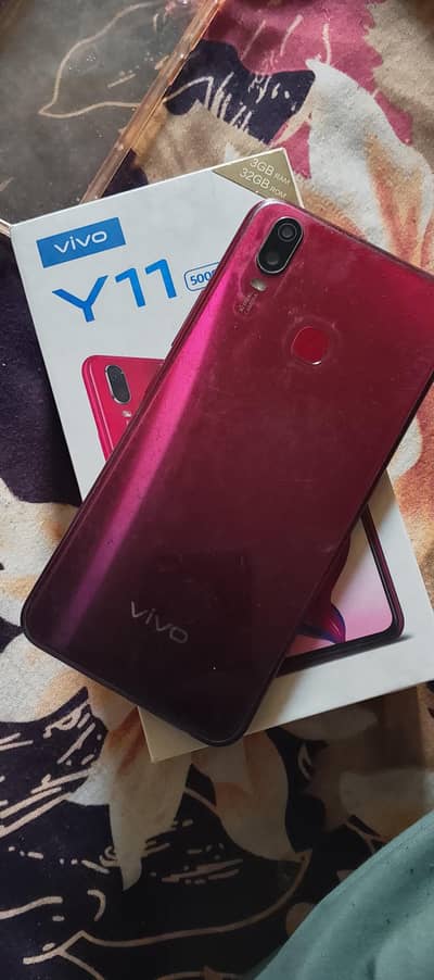 Vivo Y11 red full box 3/32gb
