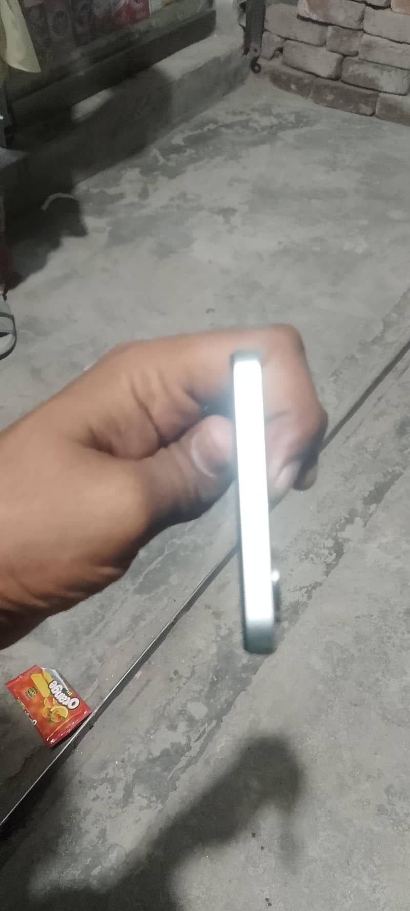 colour silver 5
