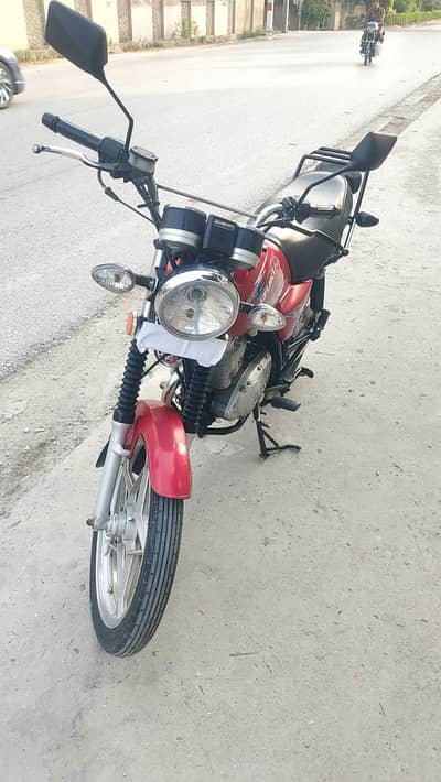 Suzuki GS 150 SE Just like zero meter bike