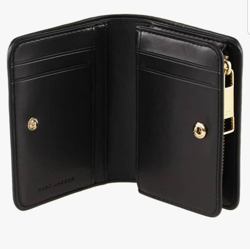 wallet _Branded 1