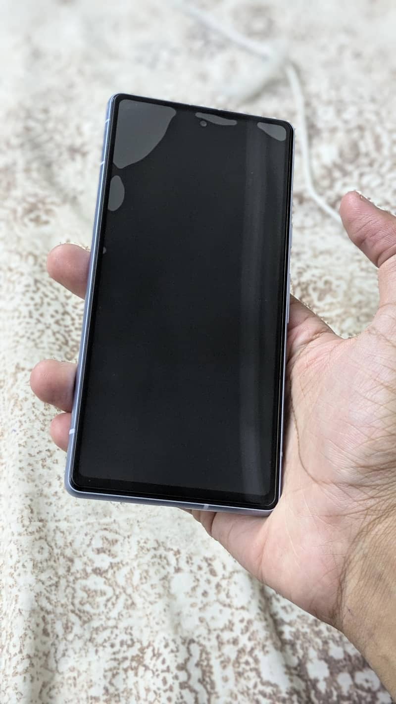 Google Pixel 7a 2