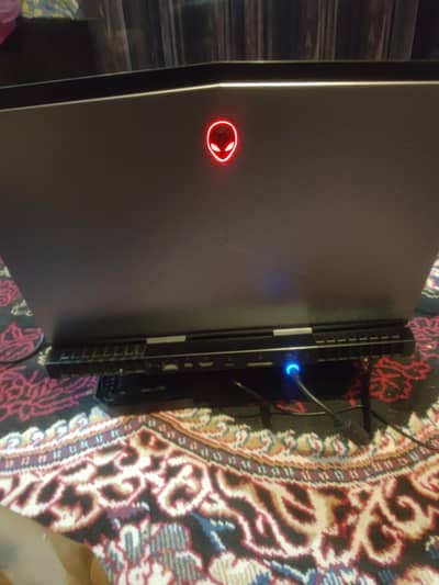 Alienware i7 7th gen GTX 1070 8GB