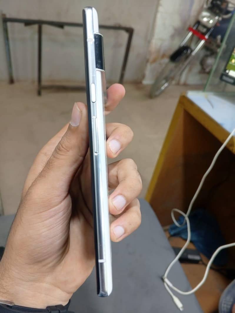 Google Pixel 6 Pro 6