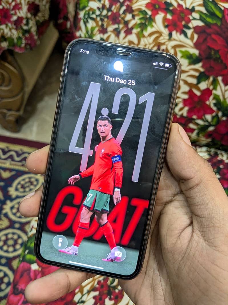 Apple iPhone 11 Pro 3