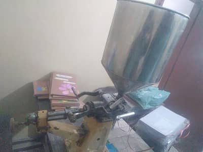 Filling Machine, Liquid Filling Machine, Cream/Paste Filling Machine