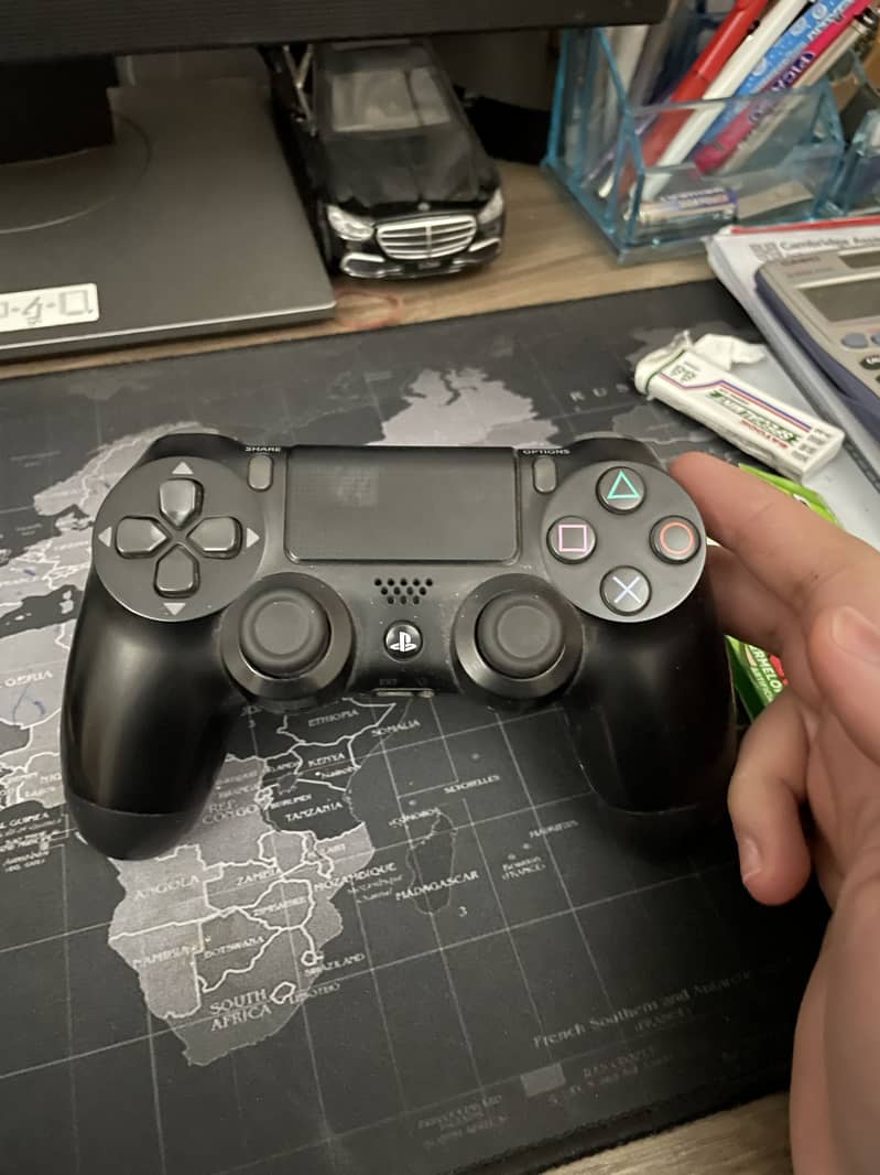 Playstation 4 controller 0
