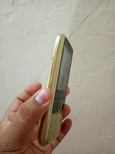 G'Five 6700   4G = 2/16 GB