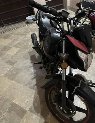 Suzuki :GR 150:2018