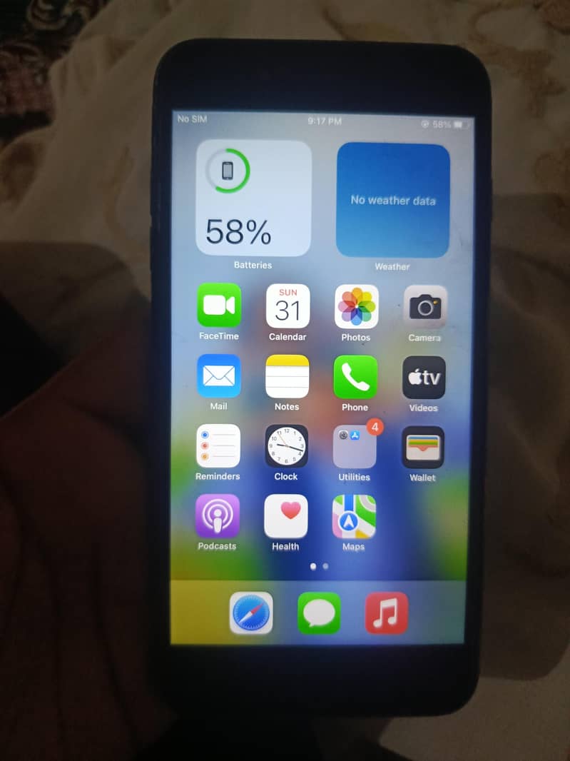 Apple iPhone 8 Plus 0