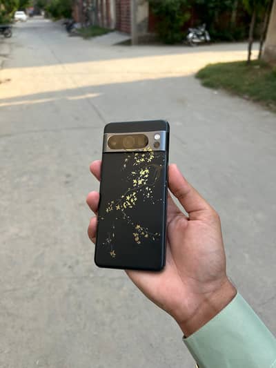 Google Pixel 8 Pro
