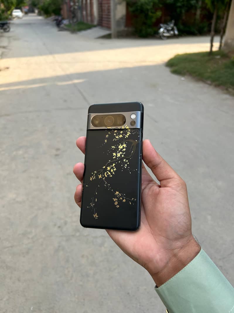 Google Pixel 8 Pro 0