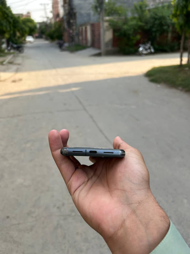 Google Pixel 8 Pro 2