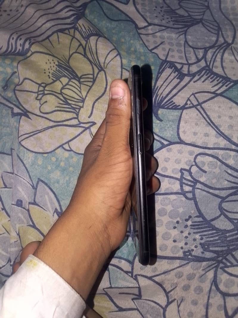 Apple iPhone 7 Plus 1