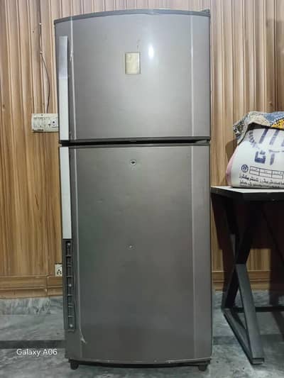 Dawlance Refrigerator Double Door Freezer Fridge