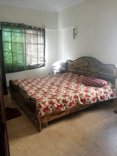 1 Room for rent same furnished only signal lady in DHA phase 2 ext 0322.5996882.