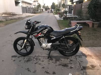 Yamaha YBR G 125 (2016 B) Black