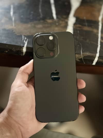 Apple iPhone 16 Pro