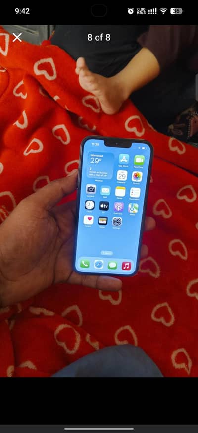 Apple iPhone 13