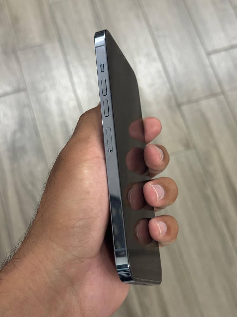 iphone 13 Pro Max 5