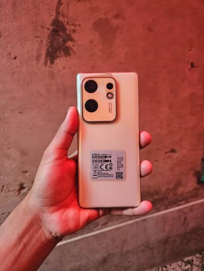 Infinix Zero 30