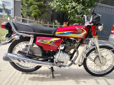Honda 125 : Model 2019 : Red
