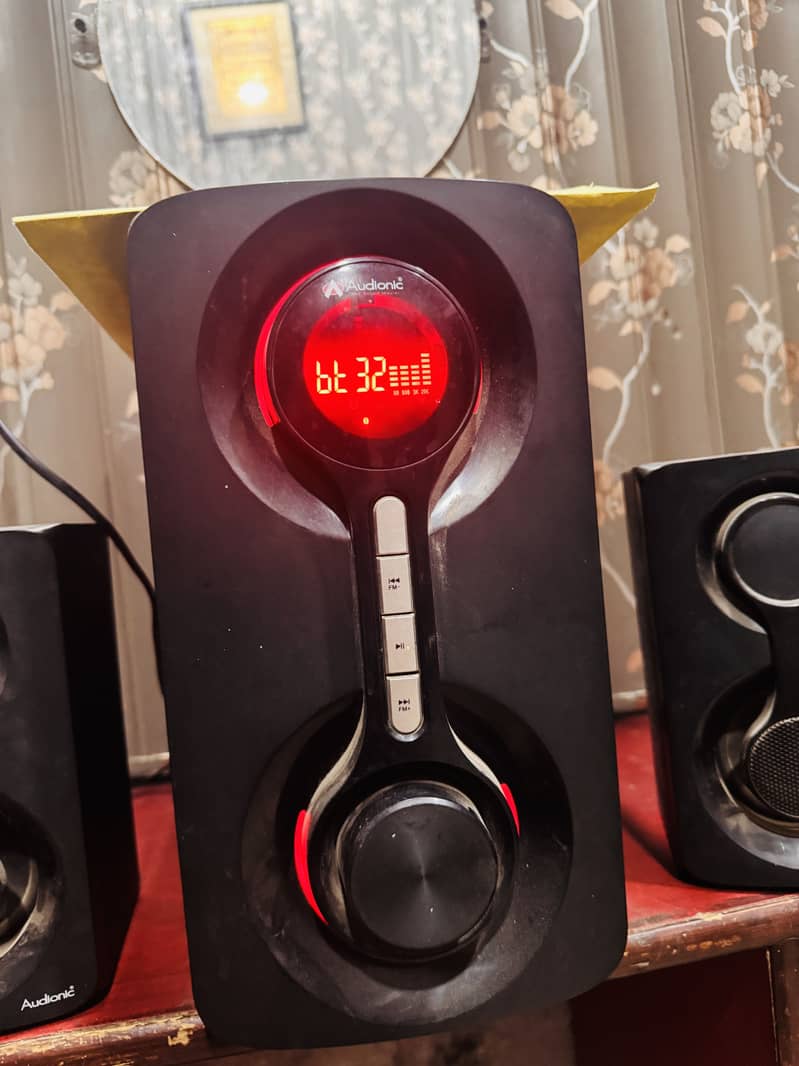Audionic vision 20 4