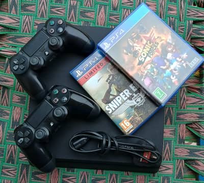 PS4 Pro 1TB + Controller + Game