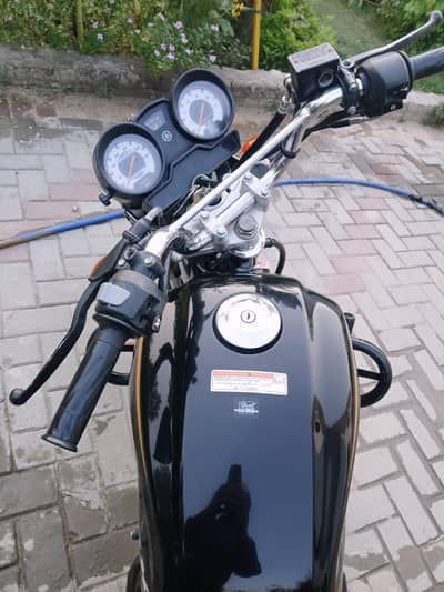 Yamaha YBZ DX 2024 Model Black Color