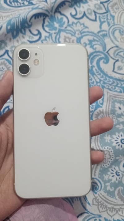 Apple iPhone 11 white color