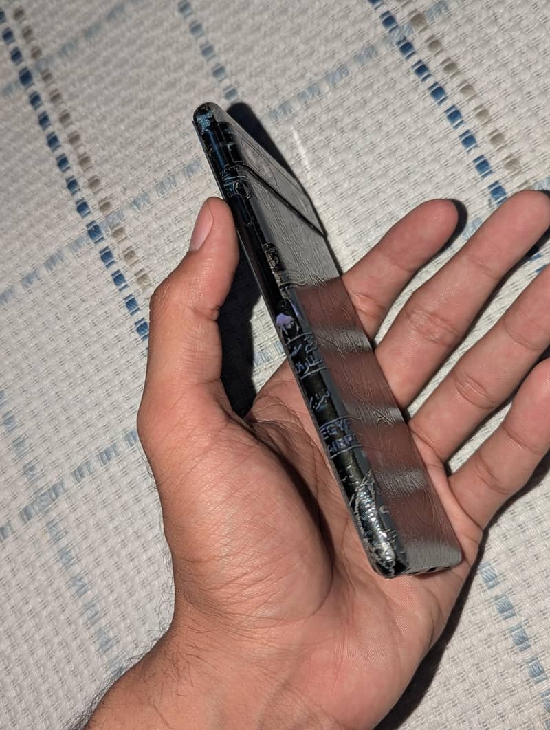 Google Pixel 6a 5