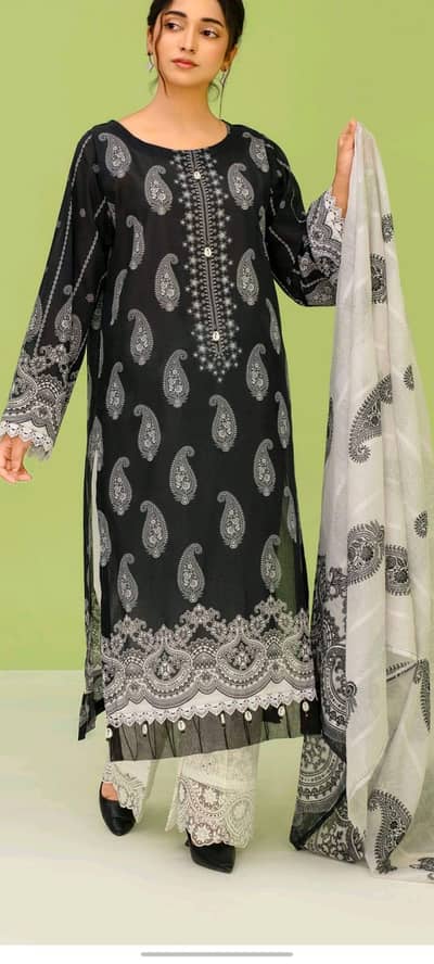 model wear dresses