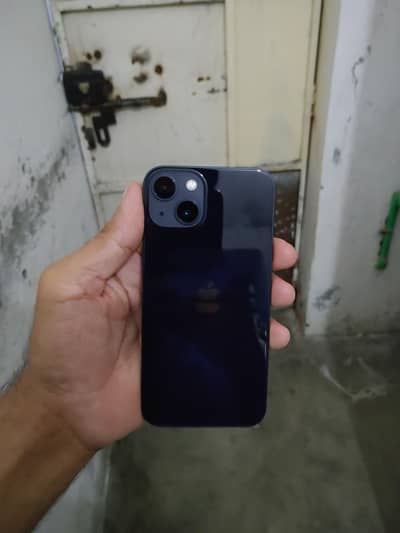 Apple iPhone 13