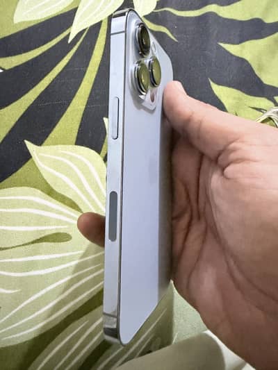 Apple iPhone 13 Pro factory unlocked