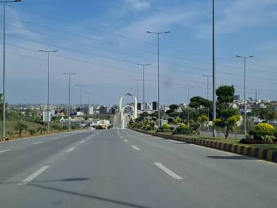 4 Marla Corner Commercial plot Ready to Build Close to New DHA head office