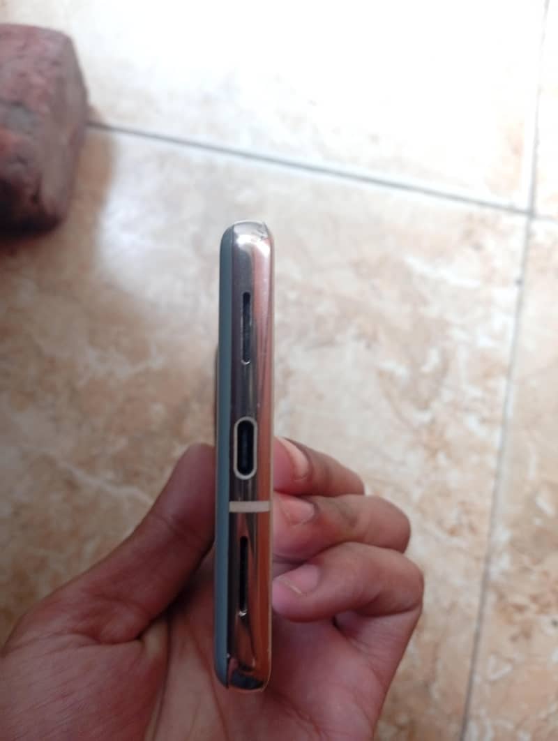 Google Pixel 7 Pro 4