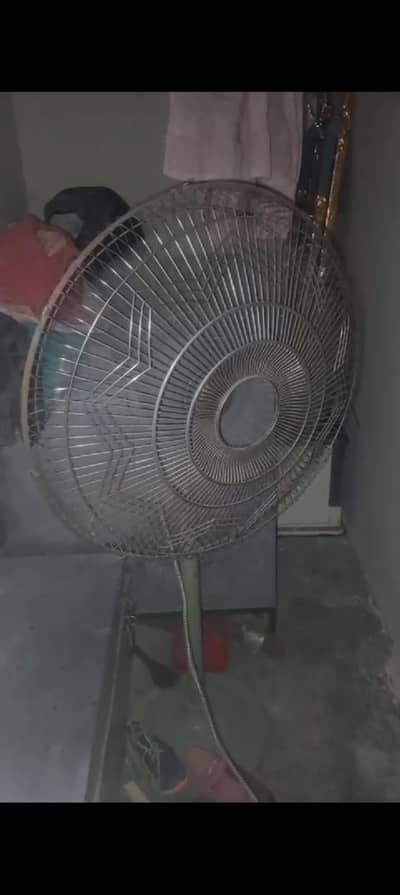 in Rawalpindi sogo Pedestal Fan 03005026337
